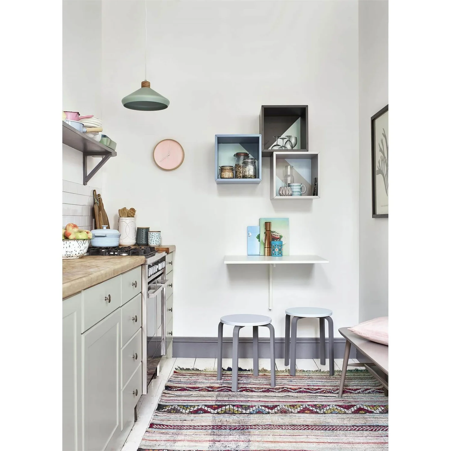 Dulux Easycare Kitchen White Cotton Matt Paint - 2.5L 8 Dulux Easycare Kitchen White Cotton Matt Paint - 2.5L - Image 8