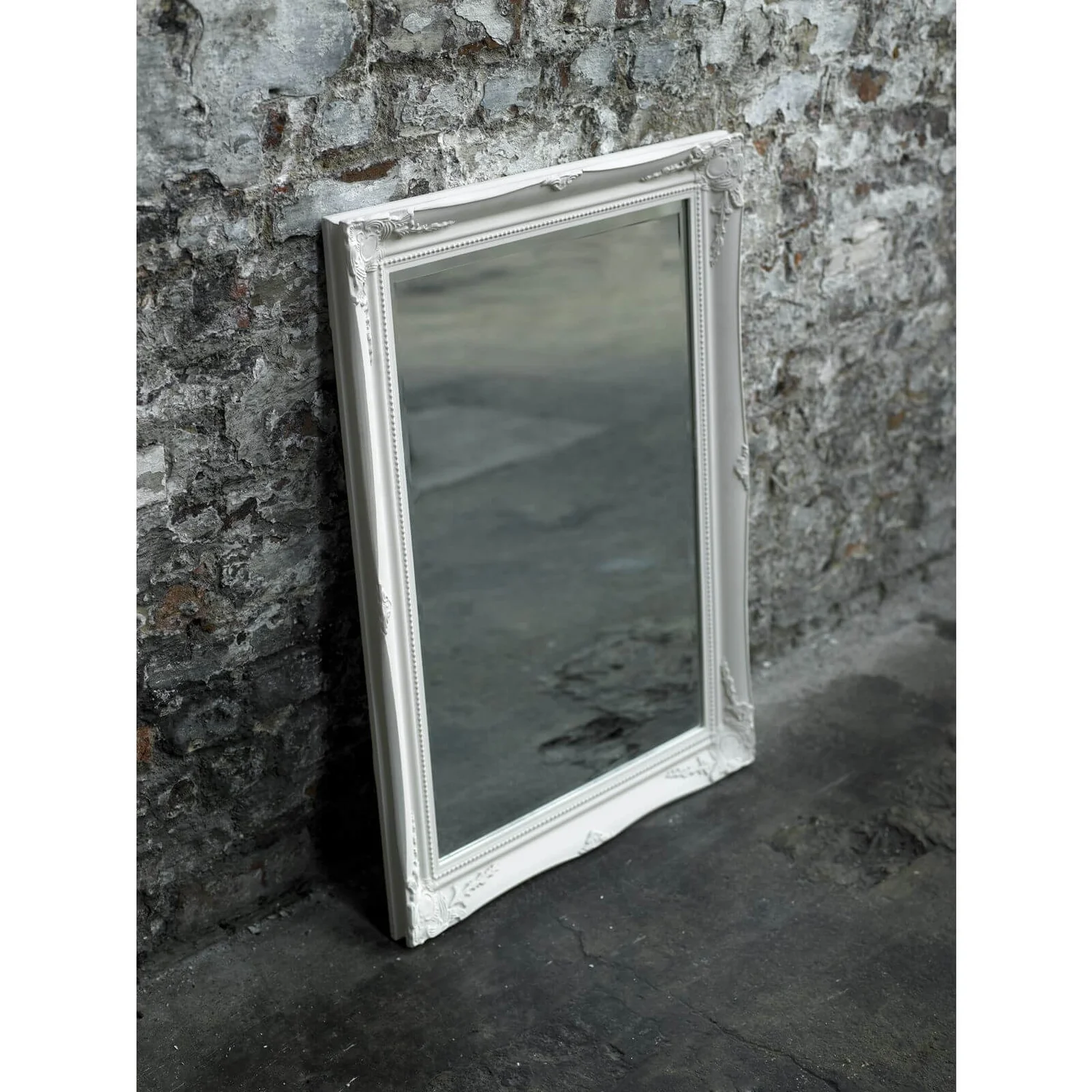 Rust-Oleum Furniture Spray Paint - Hessian - 400ml 2 Rust-Oleum Furniture Spray Paint - Hessian - 400ml - Image 2