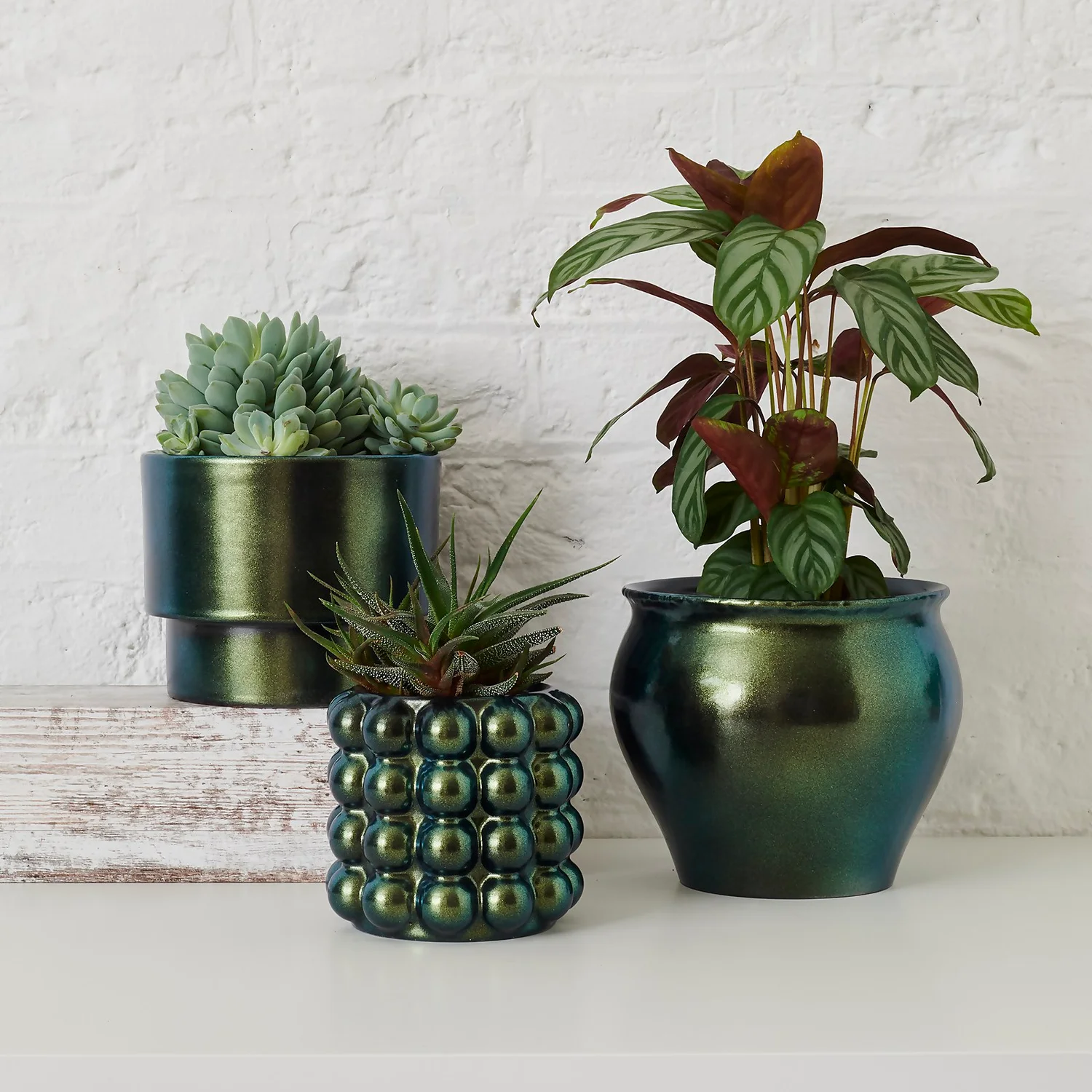 Rust-Oleum Colour Shift Spray Paint Galaxy Green - 150ml 2 Rust-Oleum Colour Shift Spray Paint Galaxy Green - 150ml - Image 2