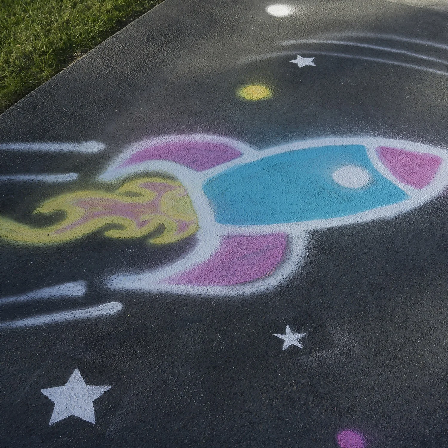 Rust-Oleum Spray Chalk Paint Pink - 150ml 2 Rust-Oleum Spray Chalk Paint Pink - 150ml - Image 2