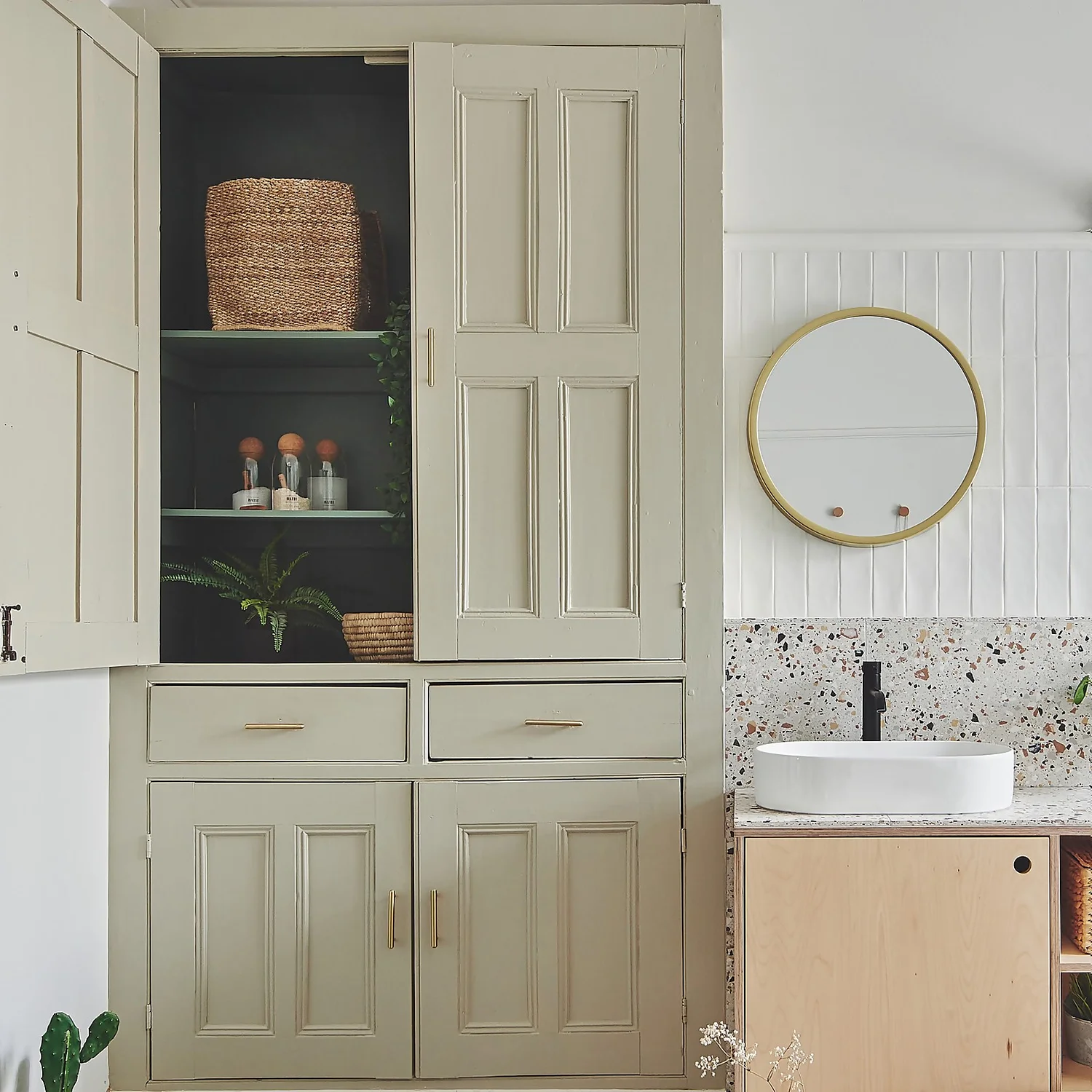 Rust-Oleum Matt Furniture Paint Halflight - 125ml 2 Rust-Oleum Matt Furniture Paint Halflight - 125ml - Image 2